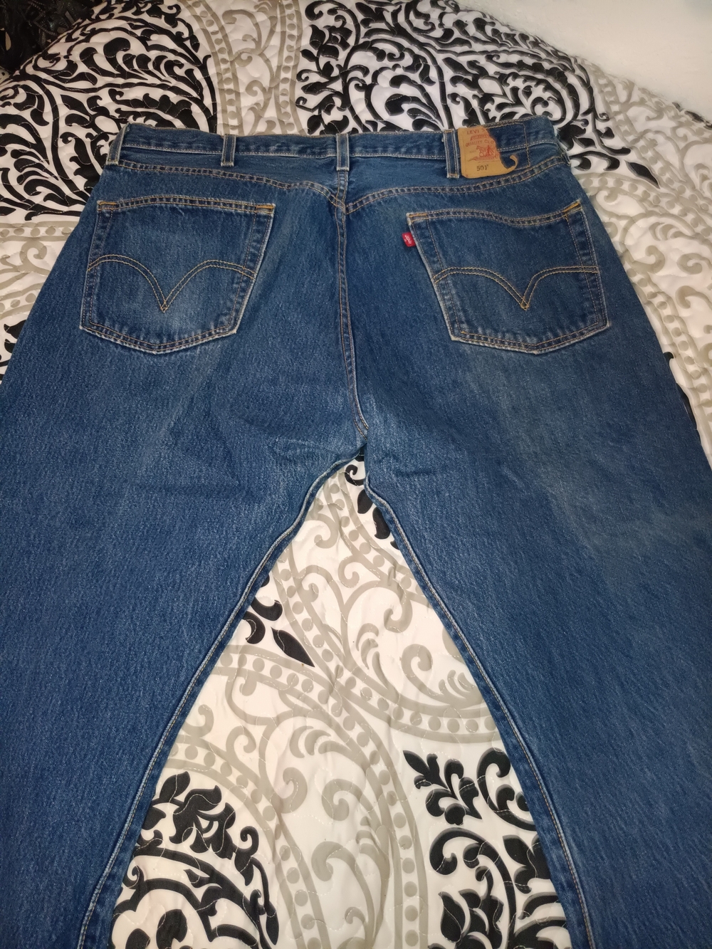 Levi's 501 Men's Blue Straight-Leg Jeans